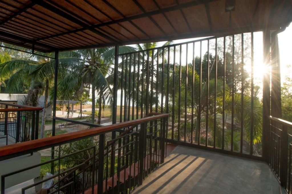Seesea Resort Satun Exterior photo