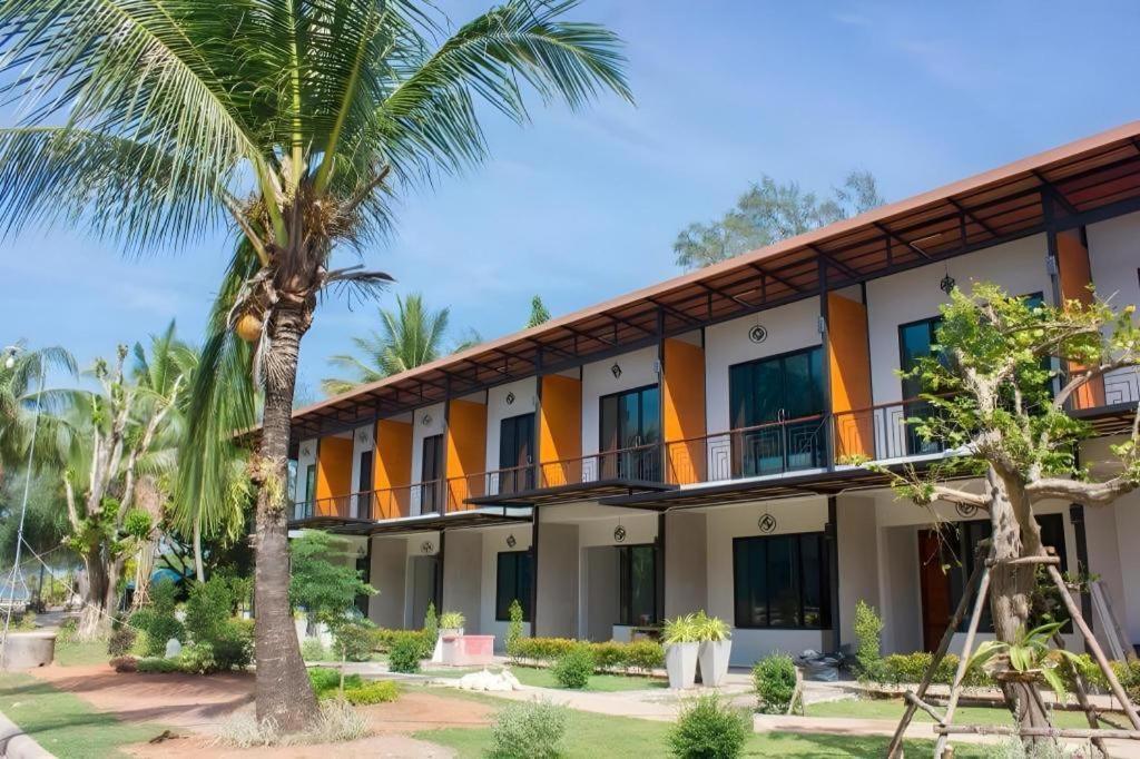 Seesea Resort Satun Exterior photo