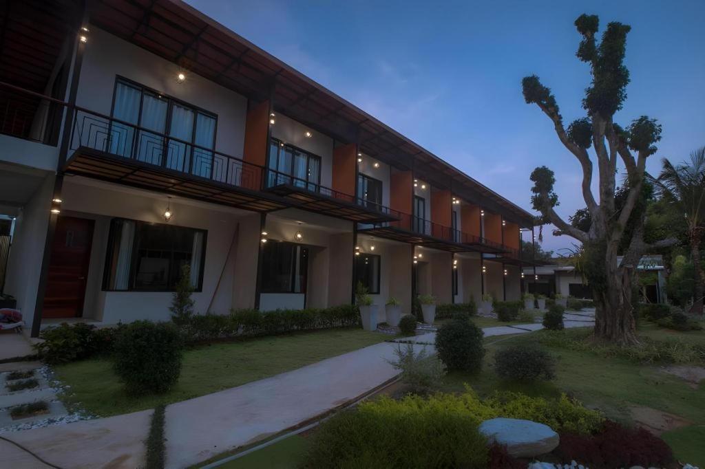 Seesea Resort Satun Exterior photo